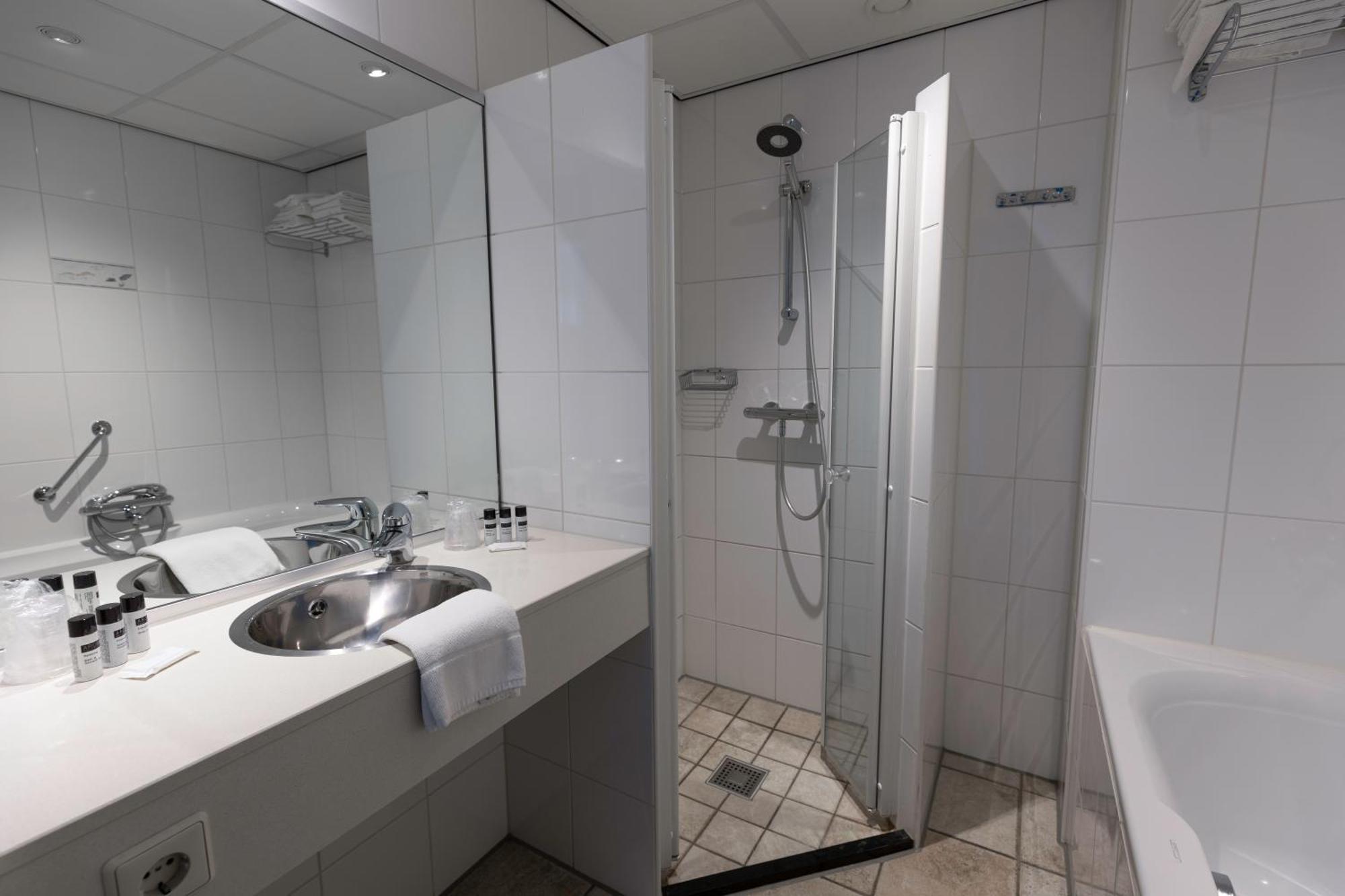 Hotel Tesselhof 4*